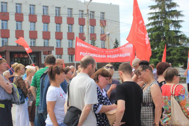 В Тюменской области проходят митинги против пенсионной реформы