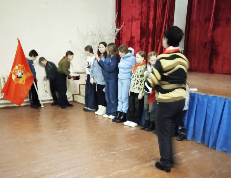 В Исетском и Абатском районах прошли пионерские сборы, посвящённые Дню юного героя-антифашиста