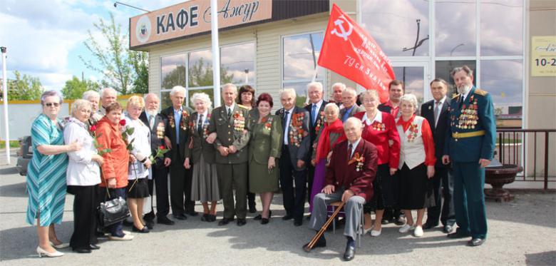 Торженсвенный вечер Калининского РК КПРФ в честь 70-летия Победы