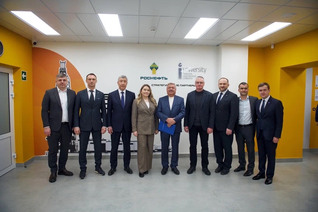 Депутат КПРФ Иван Левченко принял участие в заседании попечительского совета Тюменского индустриального университета