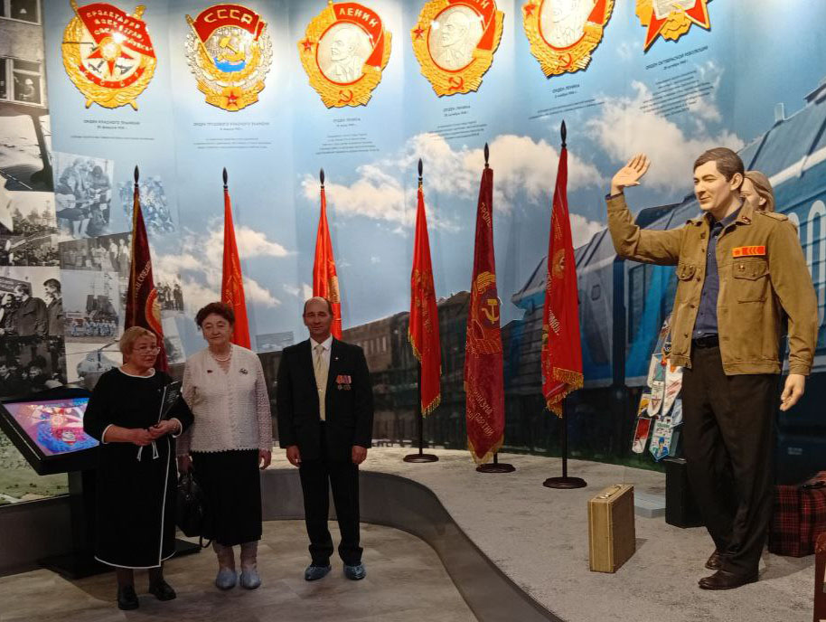 Тамара Казанцева посетила музей, посвященный истории комсомола